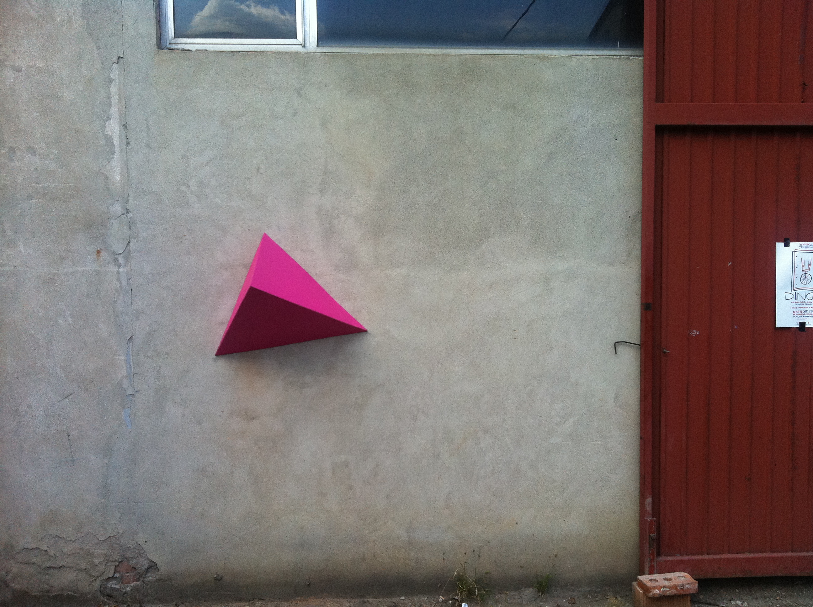 Clava Art Tetrahedron